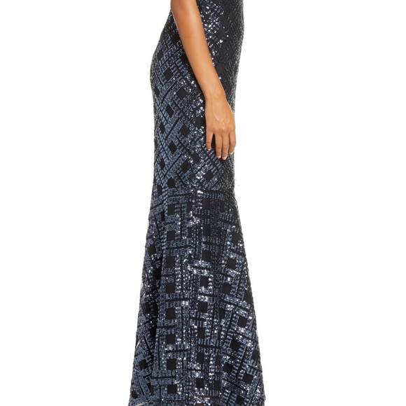 Eliza J
Sleeveless Spaghetti Strap Sheath Dress - Picture 13 of 15